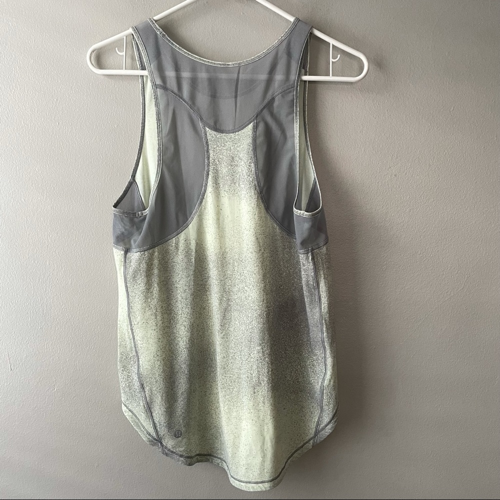 Lululemon tank top